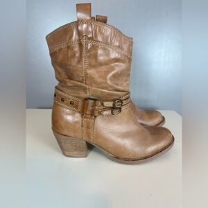 Steve Madden Women's Leather Western Boots size 8 Block Heel Tan Slouch Pull On